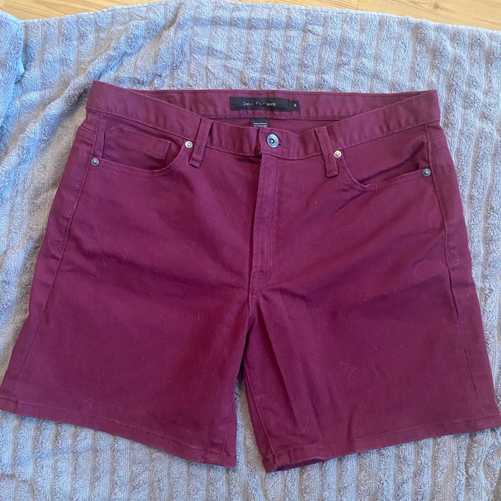 Calvin Klein jean Red Bermuda Shorts Relaxed Fit